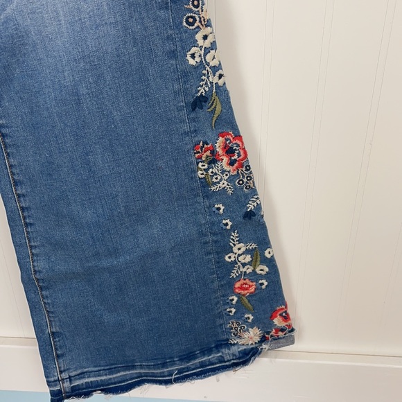 DRIFTWOOD Farrah Embroidered Flare Jeans - Picture 4 of 8